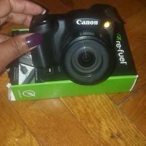 Canon Powershot SX410IS Camera & Charger